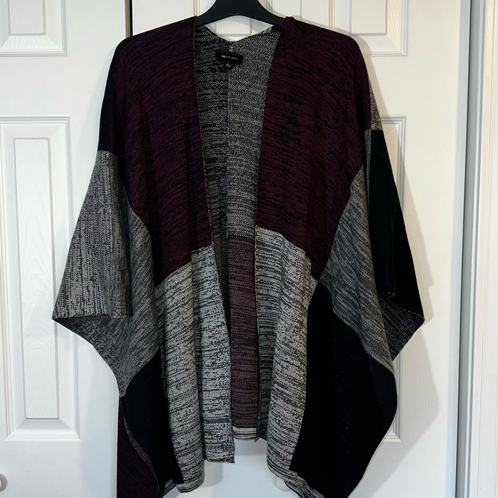 AB Studio Burgundy Black and Gray Colorblock Open Poncho